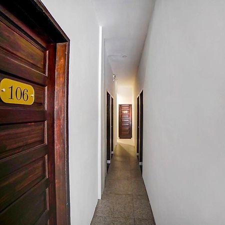 Oyo 91211 Mega Comfort Guest House Медан Экстерьер фото